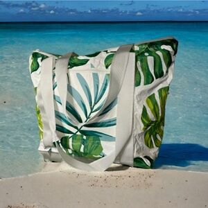 🌴🌿👛👝Splash Proof Tropical Leaves Tote & Large Pouch